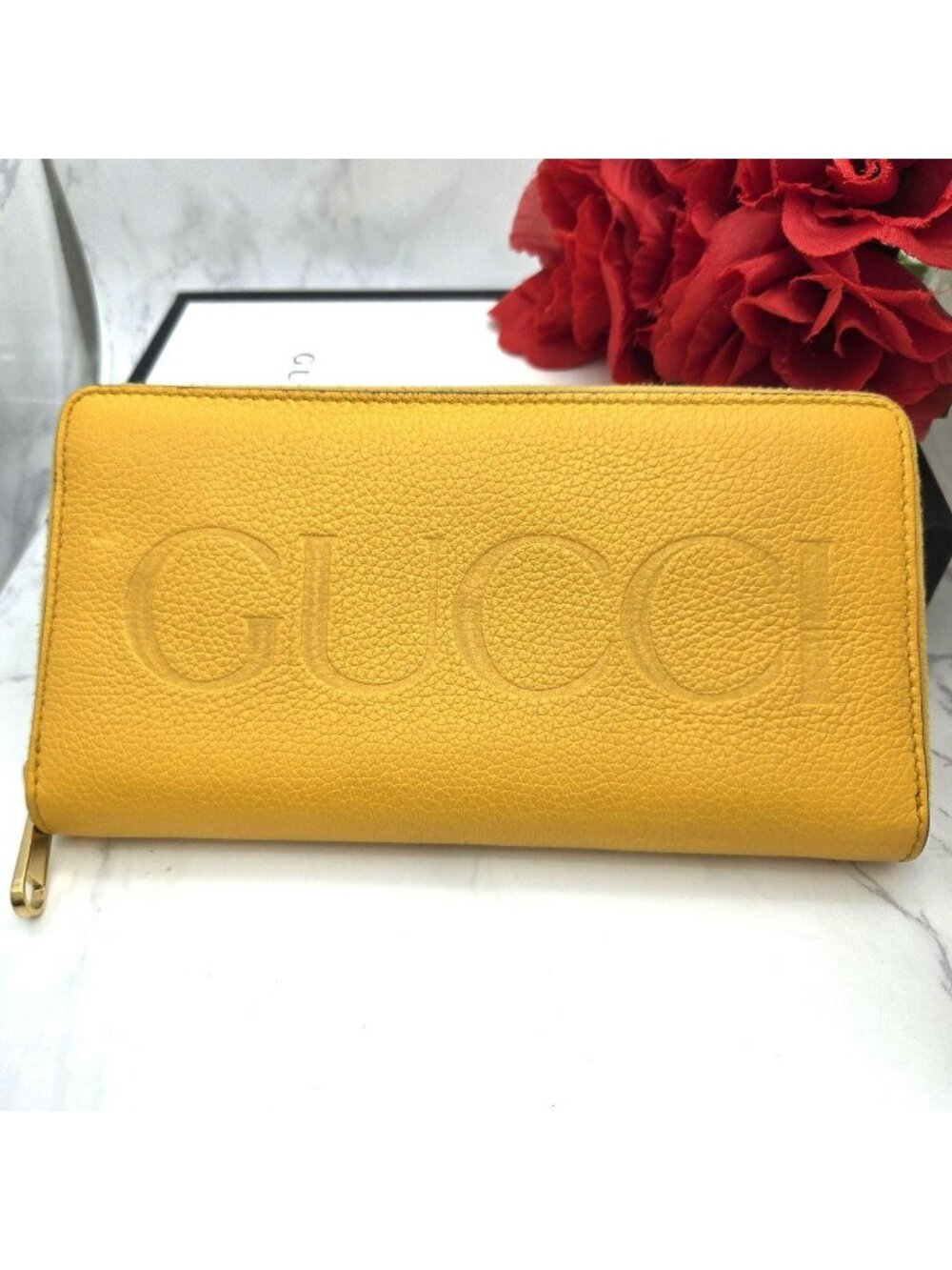 Gucci Logo Wallet Yellow